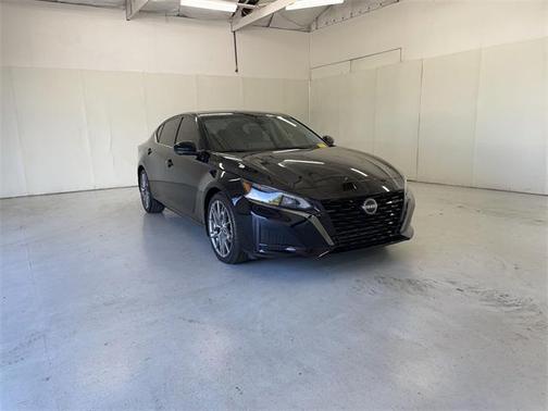 2024 Nissan Altima SR VC-Turbo FWD