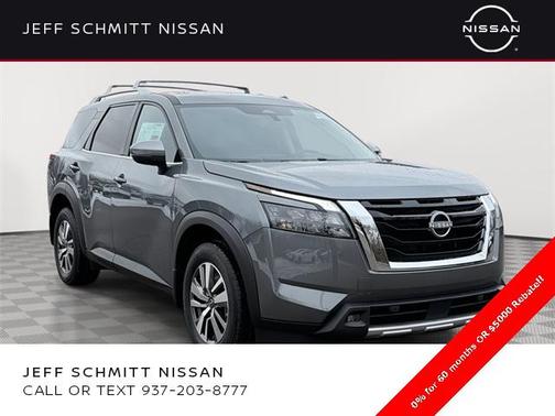 2025 Nissan Pathfinder SL 4WD