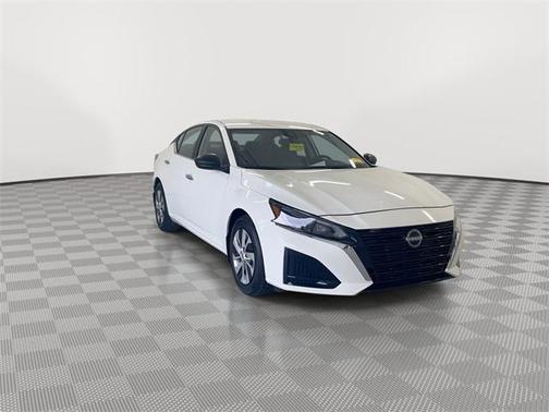 2024 Nissan Altima S FWD