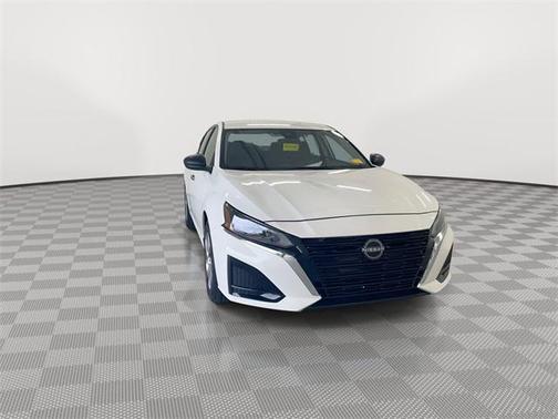 2024 Nissan Altima S FWD