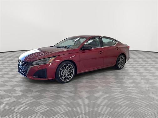 2024 Nissan Altima SR VC-Turbo FWD