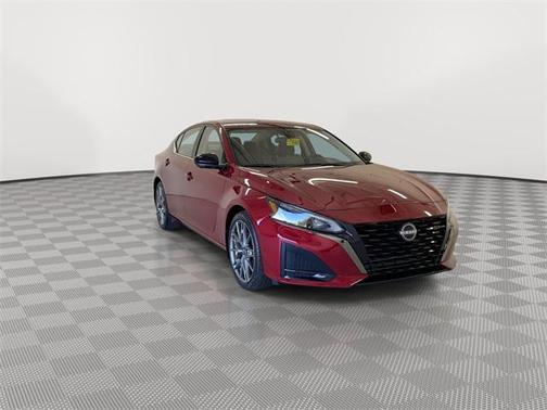 2024 Nissan Altima SR VC-Turbo FWD
