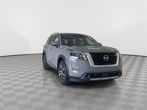 2025 Nissan Pathfinder Platinum 4WD