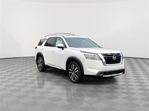 2025 Nissan Pathfinder Platinum
