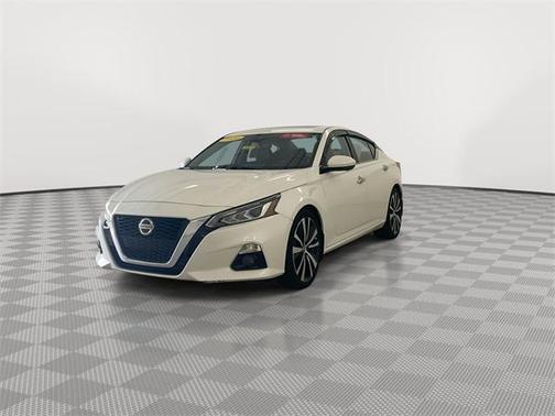 2020 Nissan Altima Platinum VC-Turbo FWD