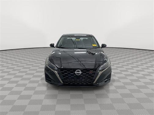 2024 Nissan Altima SR VC-Turbo FWD