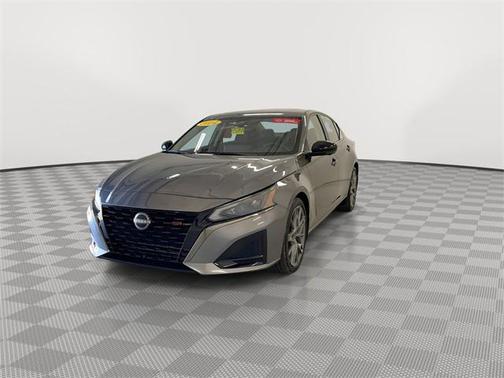 2024 Nissan Altima SR VC-Turbo FWD