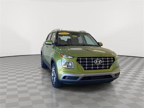 2023 Hyundai VENUE SEL