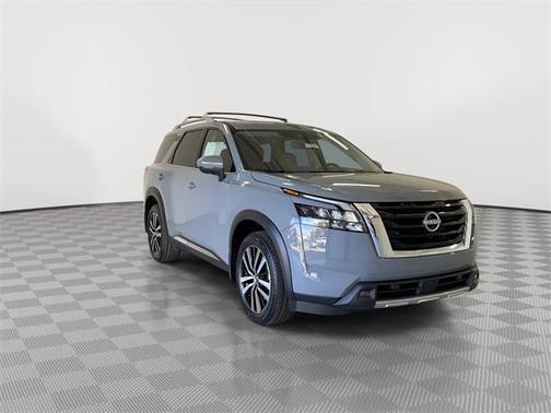 2025 Nissan Pathfinder Platinum 4WD