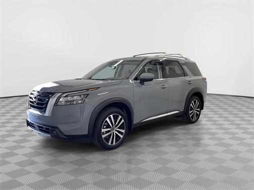 2025 Nissan Pathfinder Platinum 4WD