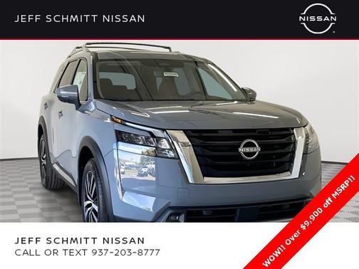 2025 Nissan Pathfinder Platinum 4WD