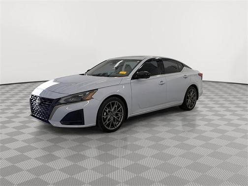 2024 Nissan Altima SR VC-Turbo FWD