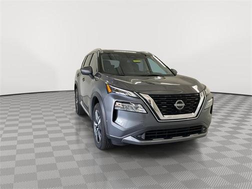 2022 Nissan Rogue SL