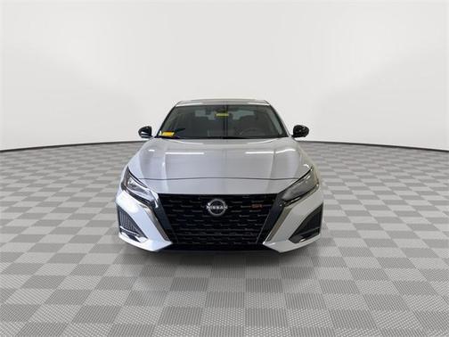 2024 Nissan Altima SR VC-Turbo FWD