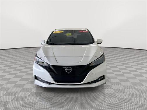 2025 Nissan Leaf SV PLUS