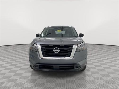 2024 Nissan Pathfinder S 4WD