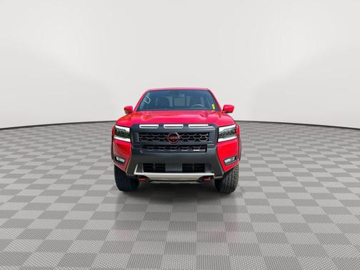 Red Alert 2025 Nissan Frontier PRO-4X