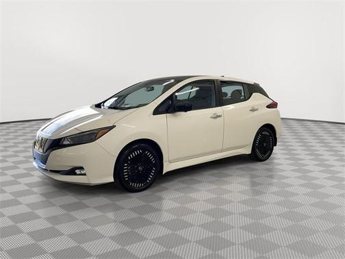 2024 Nissan Leaf SV PLUS