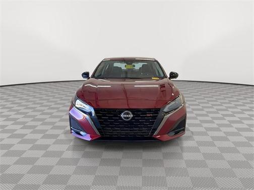 2024 Nissan Altima SR VC-Turbo FWD