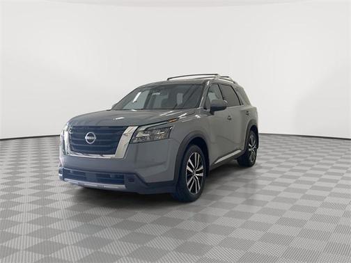 2025 Nissan Pathfinder Platinum 4WD