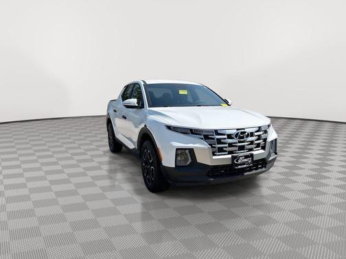 Atlas White 2024 Hyundai SANTA CRUZ SEL