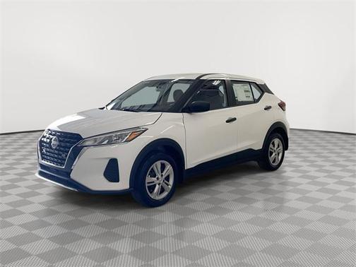 2025 Nissan Kicks S