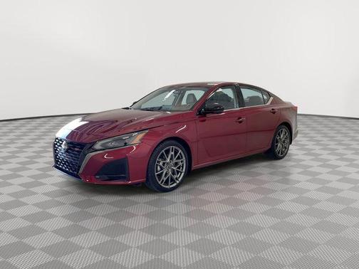 2024 Nissan Altima SR VC-Turbo FWD