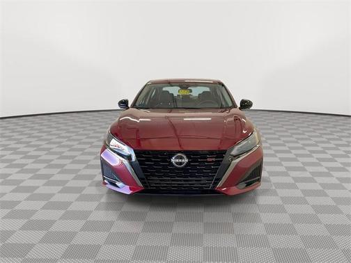 2024 Nissan Altima 2.0 SR