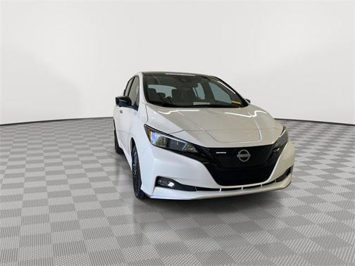 2024 Nissan Leaf SV PLUS