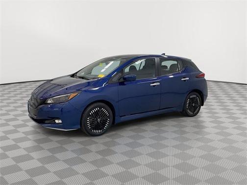 2024 Nissan Leaf SV PLUS