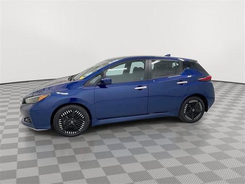 2024 Nissan Leaf SV PLUS