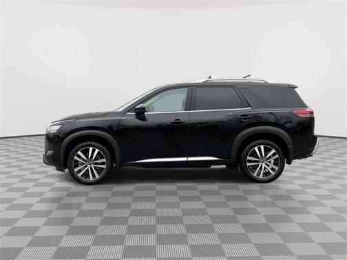 2025 Nissan Pathfinder Platinum 4WD