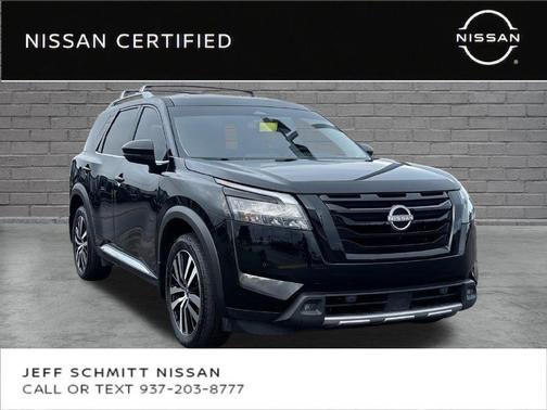 Super Black 2025 Nissan Pathfinder Platinum 4WD