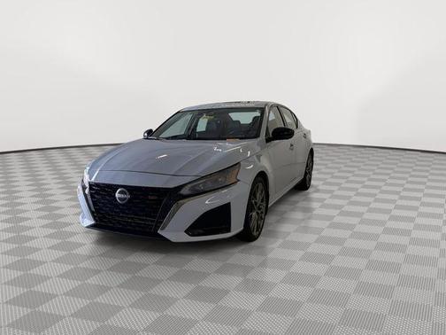 2024 Nissan Altima SR VC-Turbo FWD