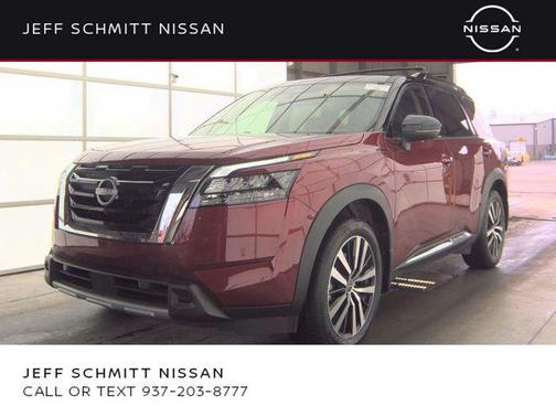 2025 Nissan Pathfinder Platinum FWD