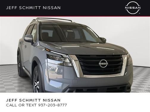 2025 Nissan Pathfinder Platinum 4WD