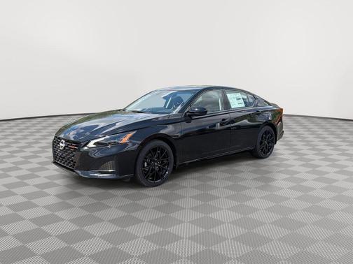Super Black Clearcoat 2026 Nissan Altima SR FWD