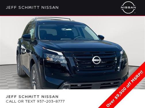 2025 Nissan Pathfinder SL 4WD