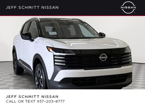 Aspen White Tricoat/Super Black 2026 Nissan Kicks SV