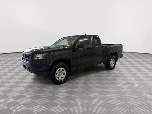 Super Black 2025 Nissan Frontier S