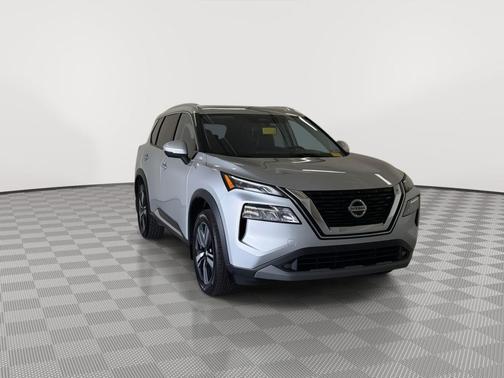 Brilliant Silver Metallic 2021 Nissan Rogue SL