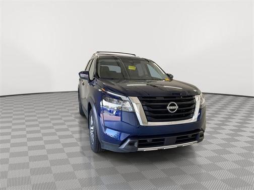 2024 Nissan Pathfinder SL 4WD