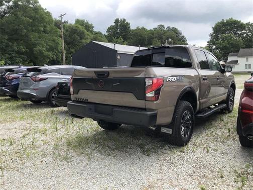 2024 Nissan Titan PRO-4X