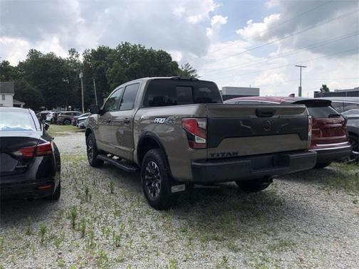2024 Nissan Titan PRO-4X