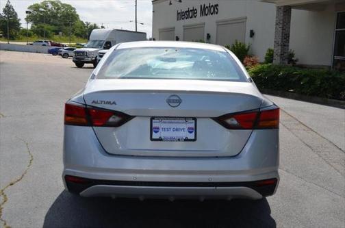 2023 Nissan Altima S FWD