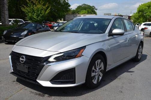 2023 Nissan Altima S FWD