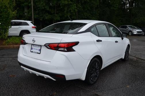 2021 Nissan Versa 1.6 S