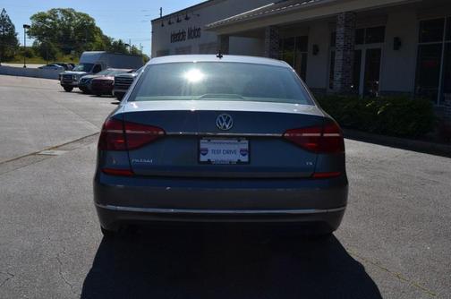 2016 Volkswagen Passat 1.8T S
