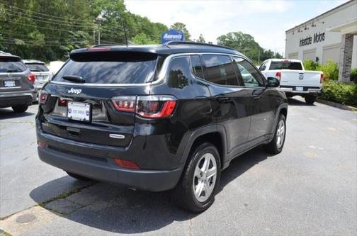 2023 Jeep Compass Latitude