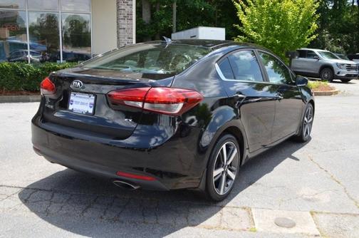 Aurora Black 2018 Kia Forte EX